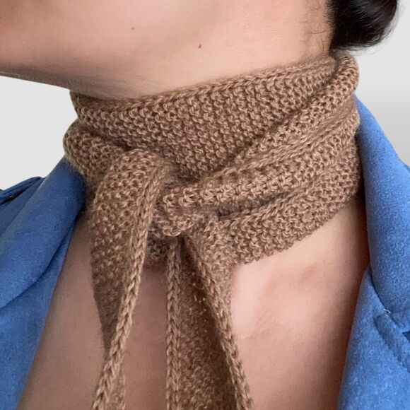 100% Peruvian Wool Sophie Scarf Neck Warmer Neckerchief Hand Knitted Women Taupe - Picture 1 of 5